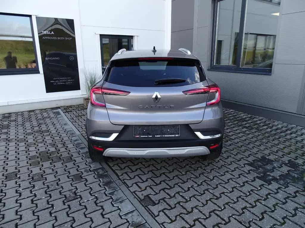 Renault Captur II Techno MILD HYBRID, NAVI, LED 03/2024-photo-4