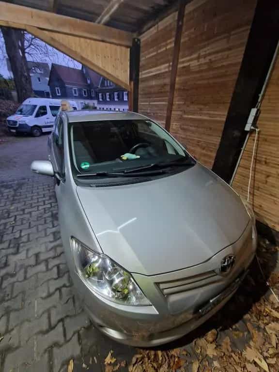 Toyota Auris E15UT 07/2010-photo-3
