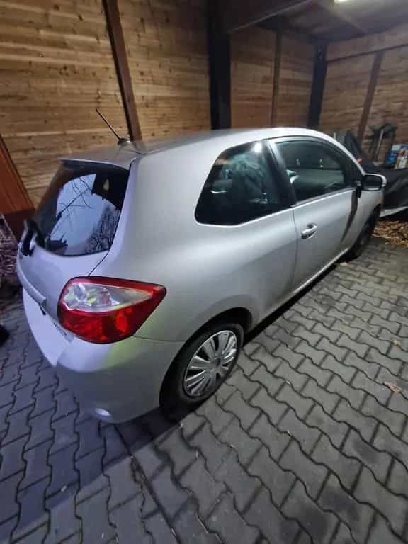 Toyota Auris E15UT 07/2010-photo-5