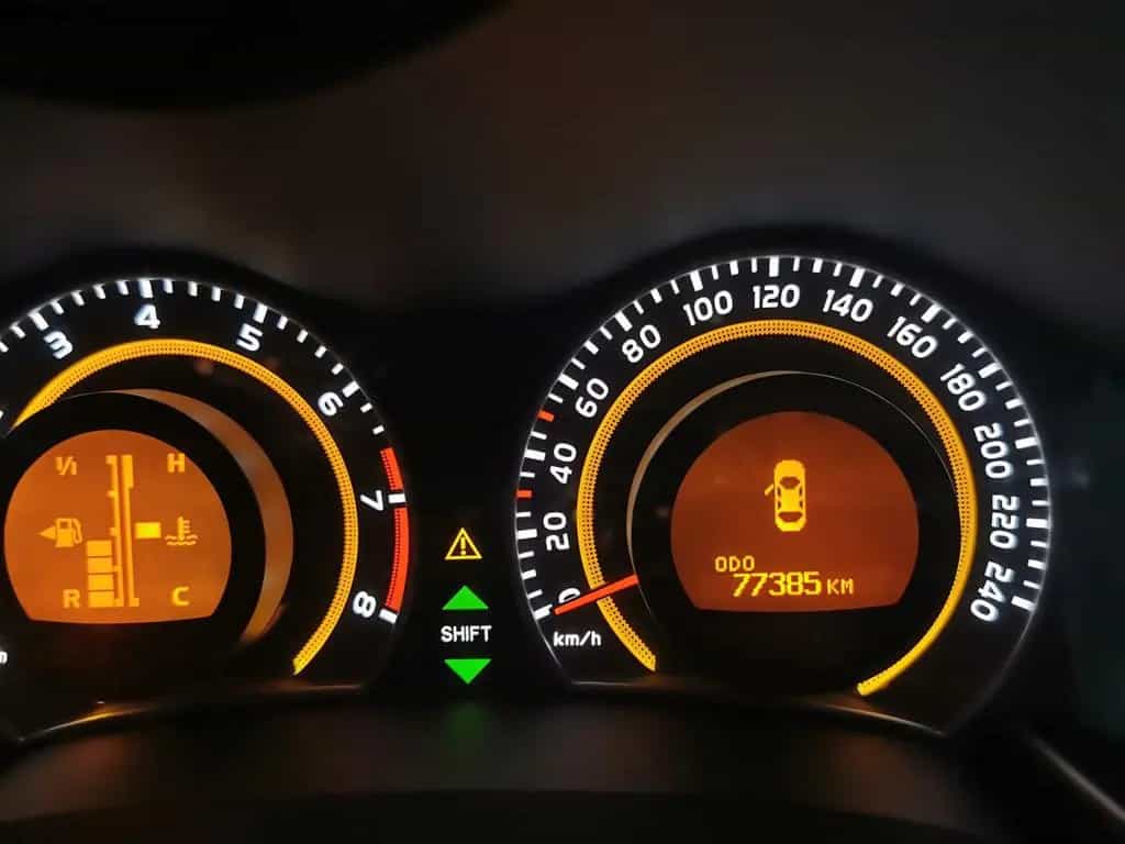 Toyota Auris E15UT 07/2010-photo-7