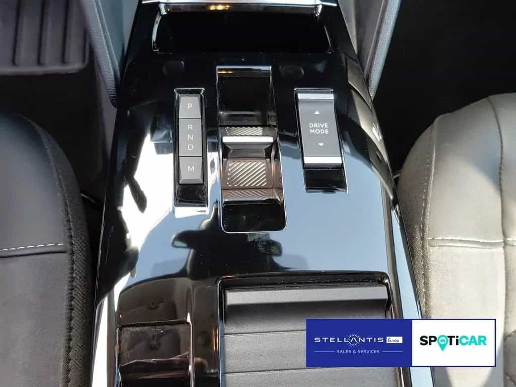 Citroën C4 MAX PureTech 130 EAT8 ACC SITZHZG NAVI 12/2024-photo-15