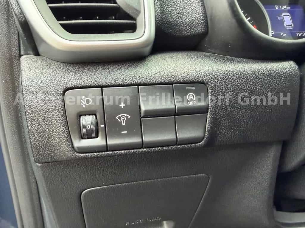 Kia Sportage Black Edition 2WD AUTOMATIK/KAMERA!! 06/2021-photo-14