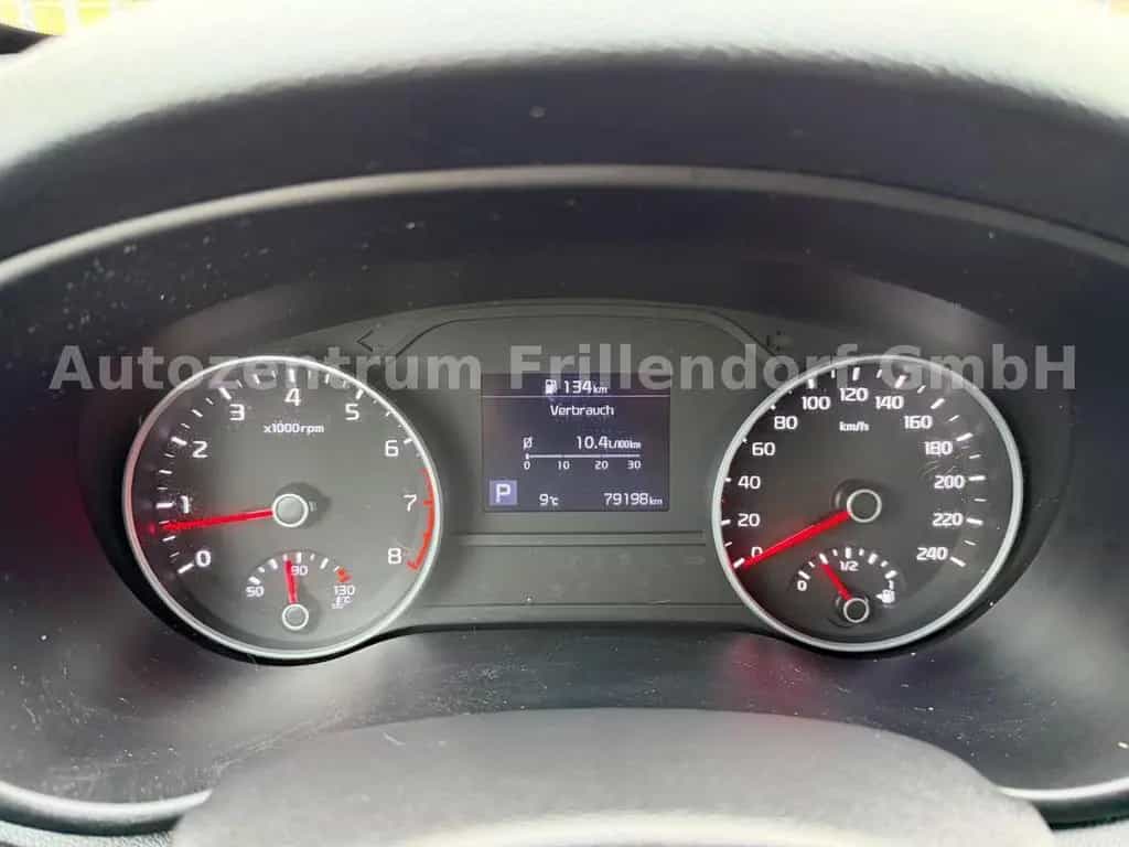 Kia Sportage Black Edition 2WD AUTOMATIK/KAMERA!! 06/2021-photo-17
