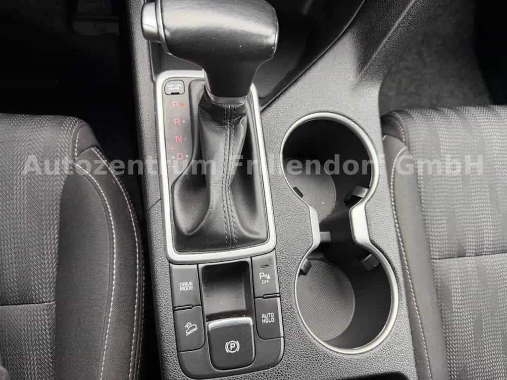 Kia Sportage Black Edition 2WD AUTOMATIK/KAMERA!! 06/2021-photo-23