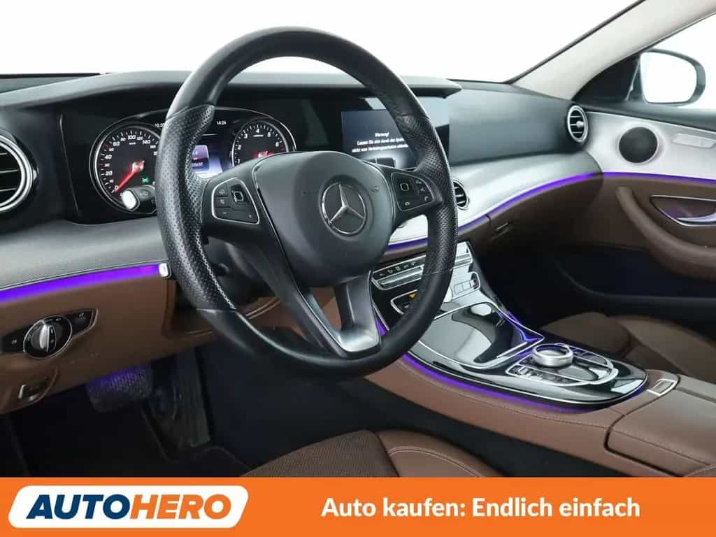 Mercedes-Benz E 200 Avantgarde Aut.*LED*TEMPO*PDC*SHZ*KLIMA* 05/2017-photo-10
