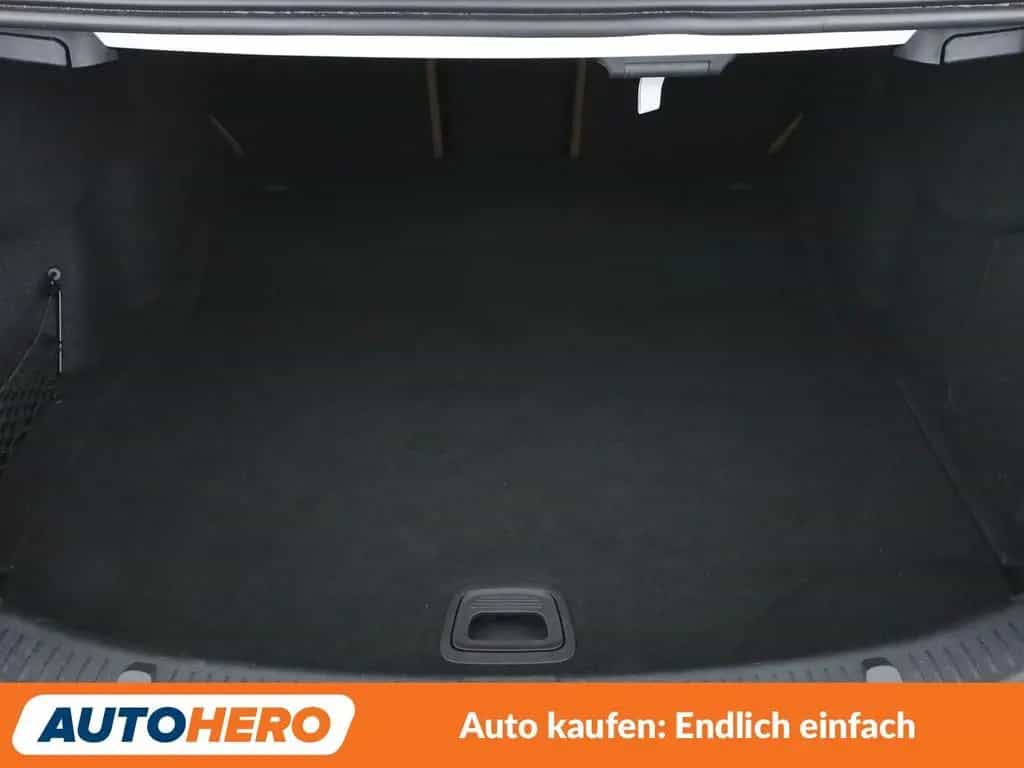 Mercedes-Benz E 200 Avantgarde Aut.*LED*TEMPO*PDC*SHZ*KLIMA* 05/2017-photo-17