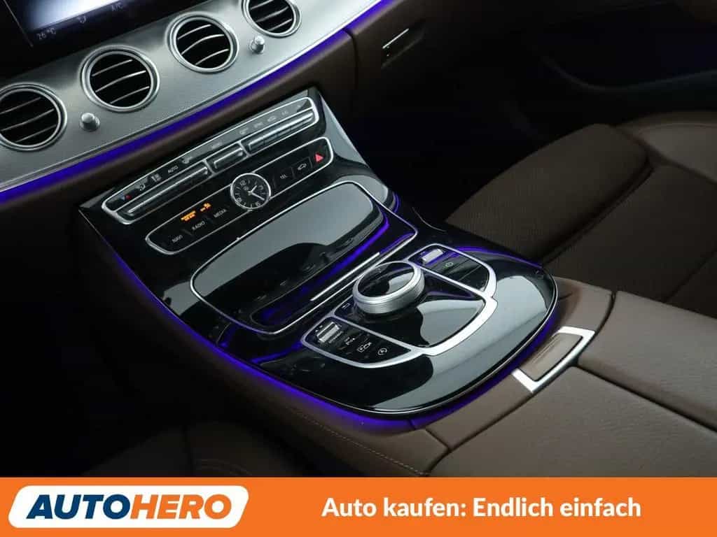 Mercedes-Benz E 200 Avantgarde Aut.*LED*TEMPO*PDC*SHZ*KLIMA* 05/2017-photo-20