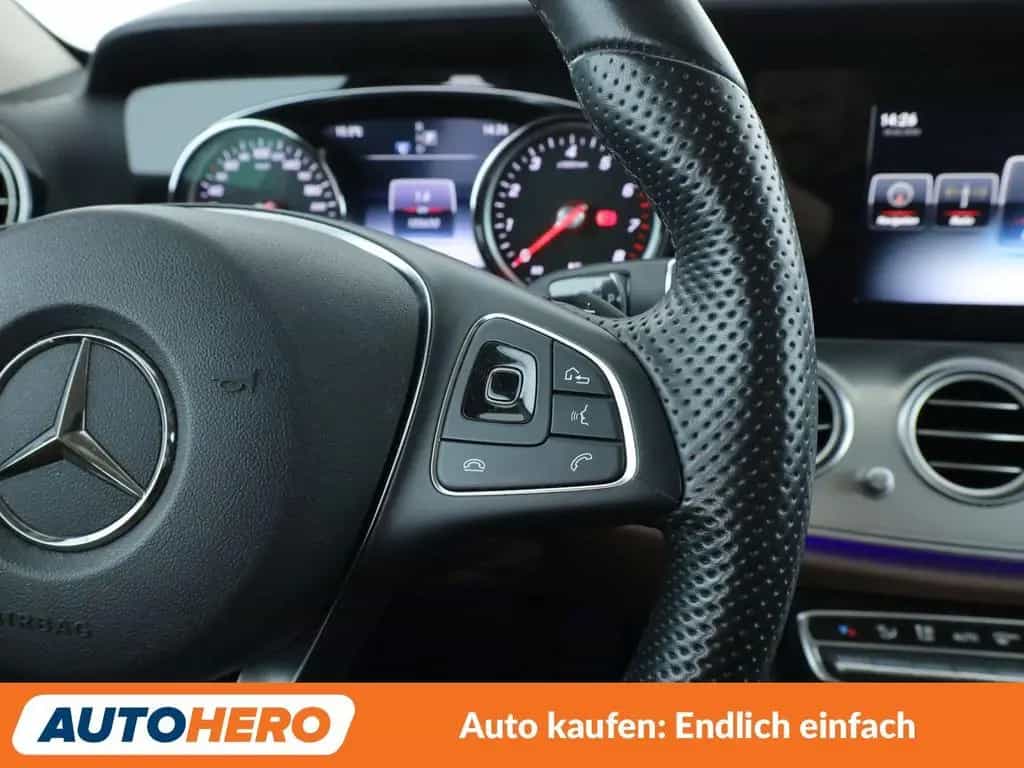 Mercedes-Benz E 200 Avantgarde Aut.*LED*TEMPO*PDC*SHZ*KLIMA* 05/2017-photo-24