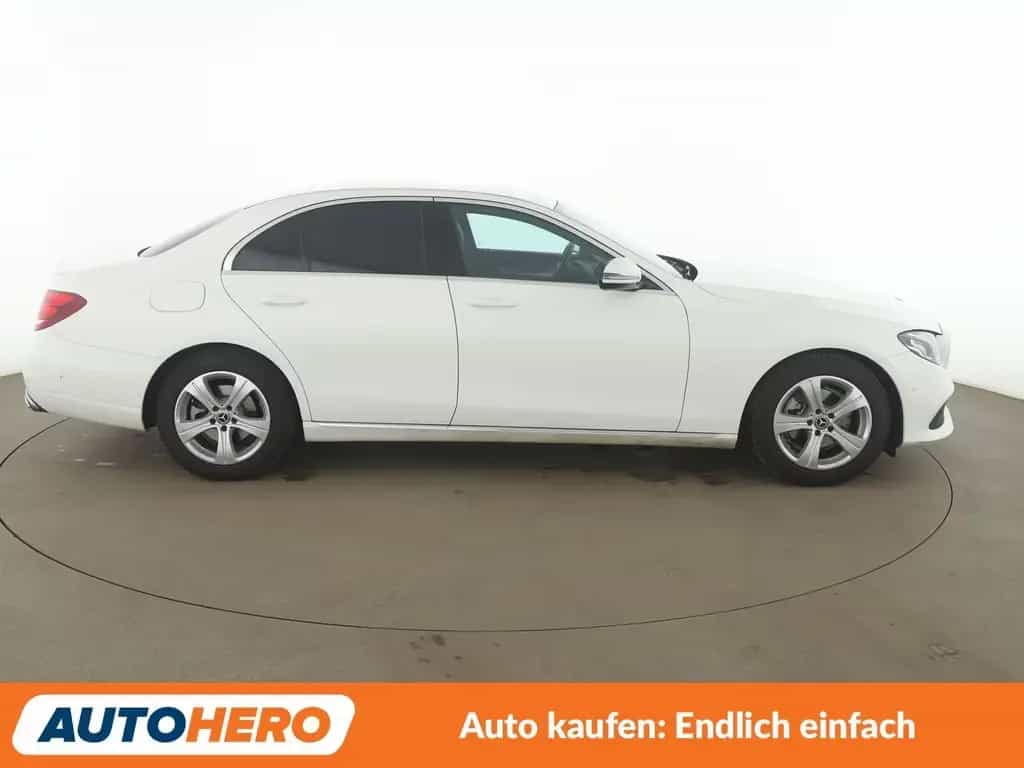 Mercedes-Benz E 200 Avantgarde Aut.*LED*TEMPO*PDC*SHZ*KLIMA* 05/2017-photo-6