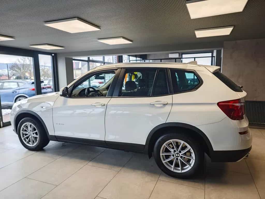 BMW X3 xDrive 4x4  20d  Xenon|Kam|Leder|SHZ 10/2017-photo-2