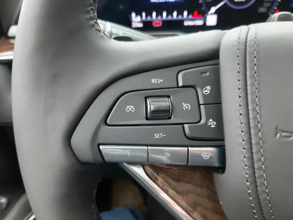 Cadillac Escalade ESV Sport Platinum 6.2 V8 Night Vision null-photo-19