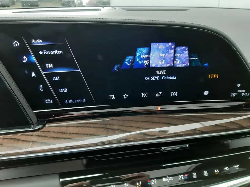Cadillac Escalade ESV Sport Platinum 6.2 V8 Night Vision null-photo-26