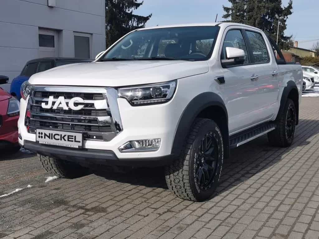 JAC 8 Pro /4x4/AHK-3000kg/20 Zoll A/T / Rollo null-photo-1
