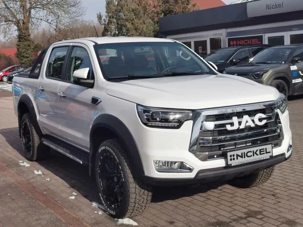 JAC 8 Pro /4x4/AHK-3000kg/20 Zoll A/T / Rollo null-photo-4