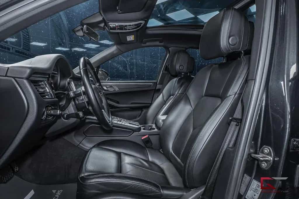Porsche Macan PDK Pano 21" Sport Chrono 14-way BOSE Tow 12/2018-photo-15
