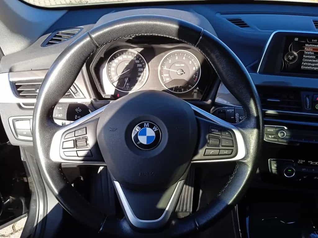 BMW X1 xDrive 20i X-Line*Aut.*AHK*Parkassi.*LED*Sitz 03/2017-photo-15