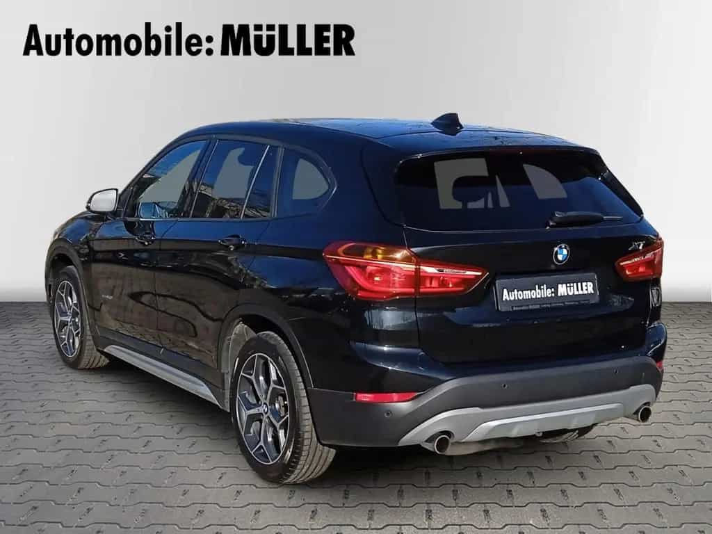 BMW X1 xDrive 20i X-Line*Aut.*AHK*Parkassi.*LED*Sitz 03/2017-photo-5