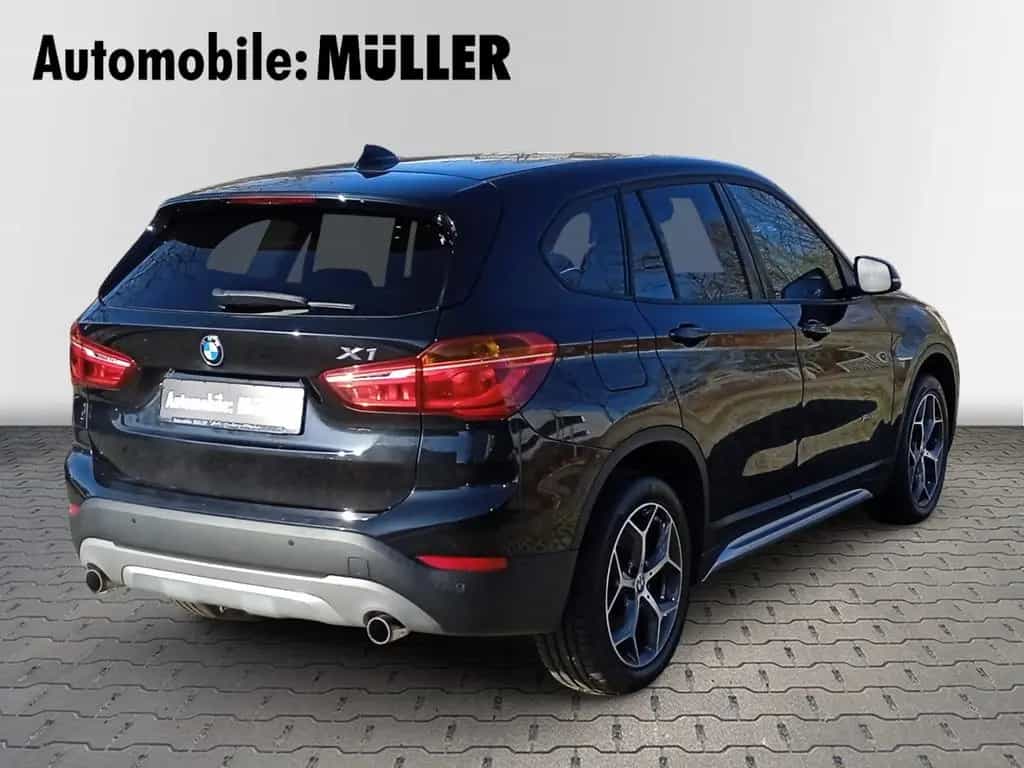 BMW X1 xDrive 20i X-Line*Aut.*AHK*Parkassi.*LED*Sitz 03/2017-photo-7