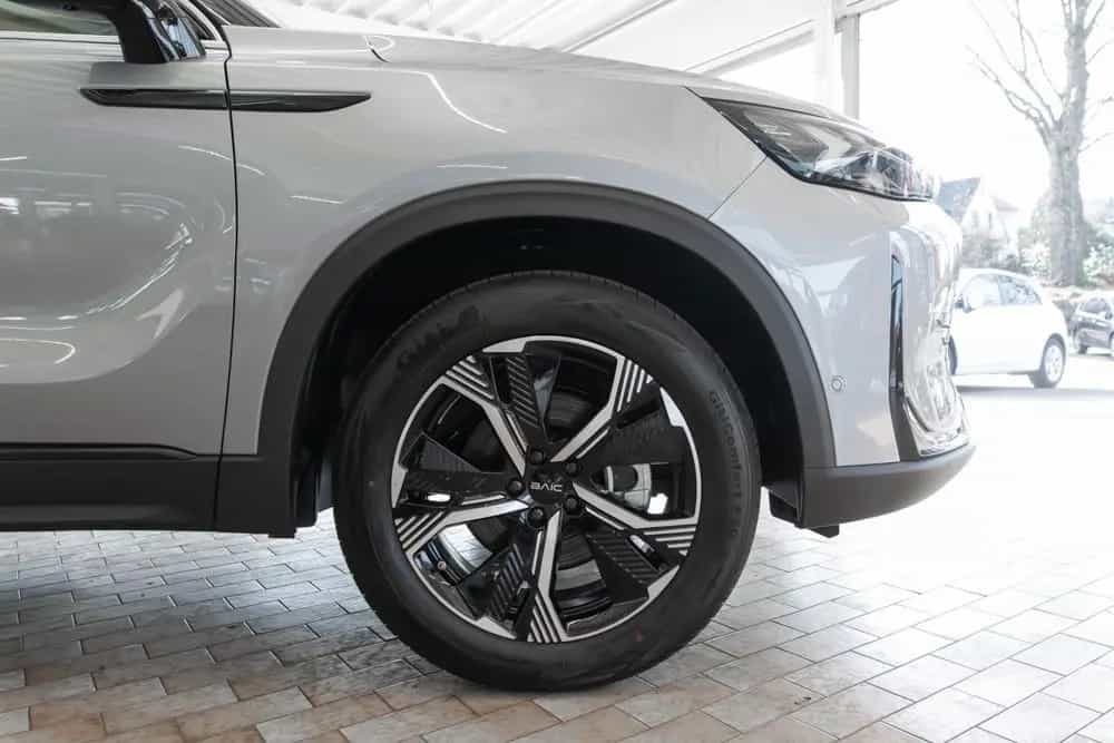 BAIC Beijing X75 X75 Klimaauto.  Pano USB Keyles DAB.. null-photo-8