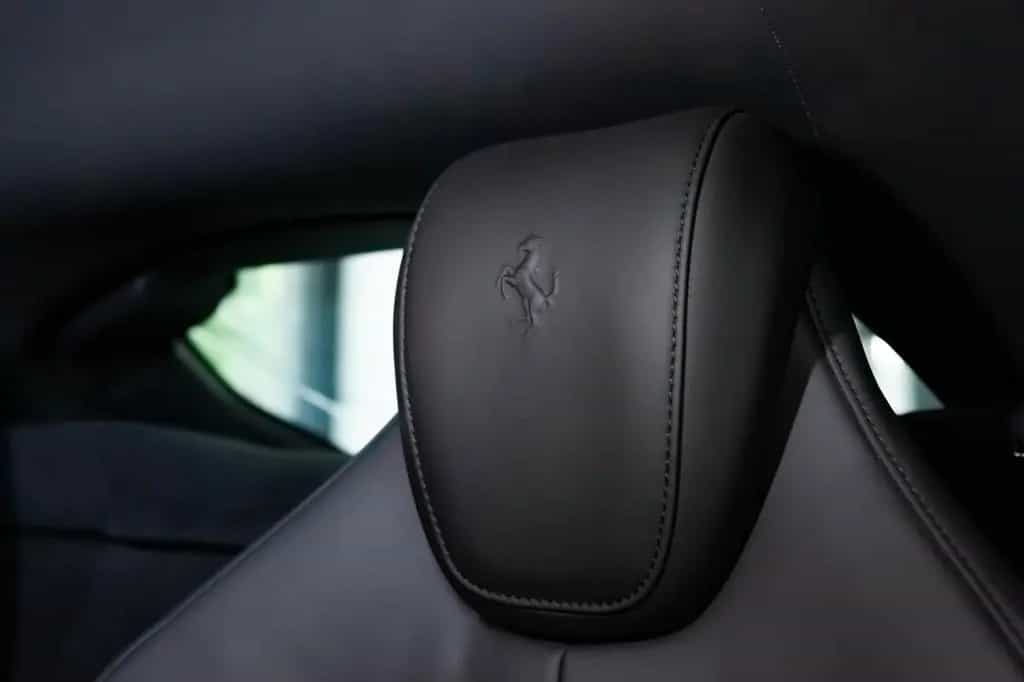 Ferrari Purosangue V12 DCT - Blu Corsa, Visual Carbon 07/2024-photo-21