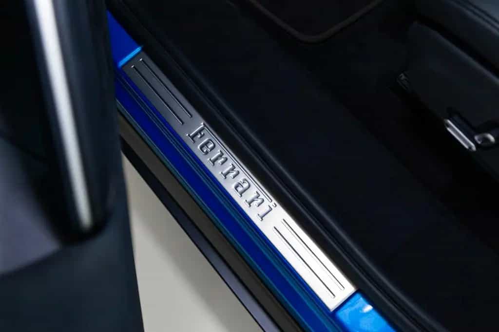 Ferrari Purosangue V12 DCT - Blu Corsa, Visual Carbon 07/2024-photo-22