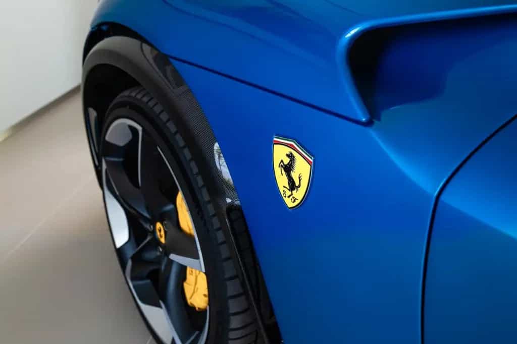 Ferrari Purosangue V12 DCT - Blu Corsa, Visual Carbon 07/2024-photo-25