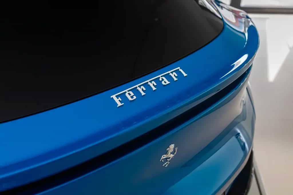 Ferrari Purosangue V12 DCT - Blu Corsa, Visual Carbon 07/2024-photo-31