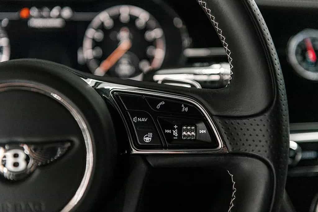 Bentley Continental GTC 08/2020-photo-16