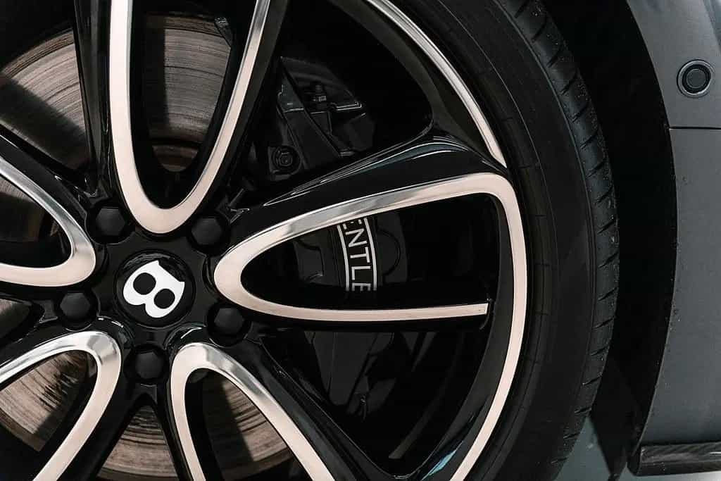 Bentley Continental GTC 08/2020-photo-17