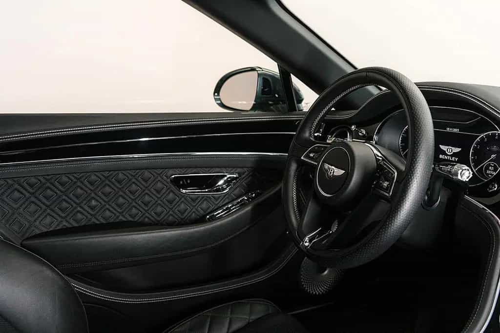 Bentley Continental GTC 08/2020-photo-22