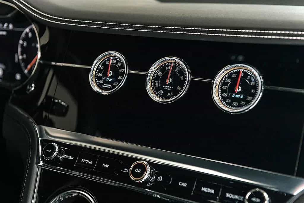 Bentley Continental GTC 08/2020-photo-25
