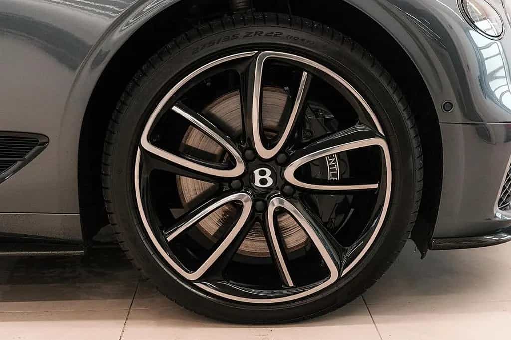 Bentley Continental GTC 08/2020-photo-5