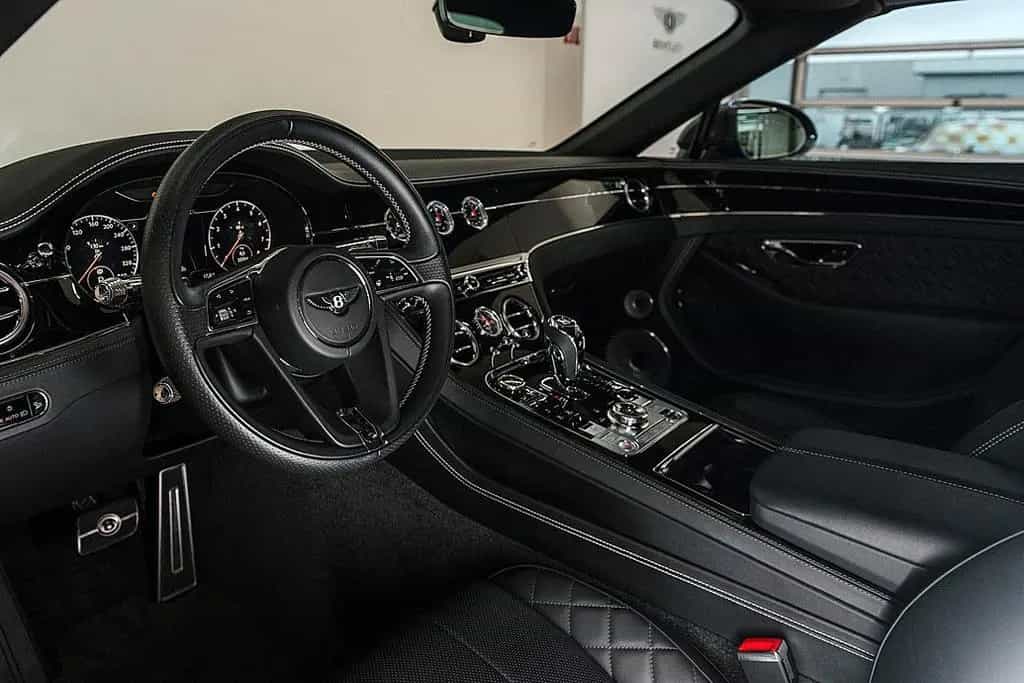 Bentley Continental GTC 08/2020-photo-8