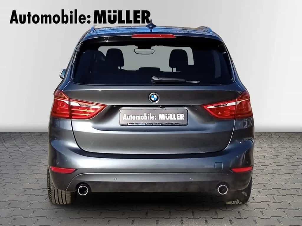 BMW 2 Series 220 Gran Tourer i Advantage*AHK*Keyless*RFK*LED* 02/2018-photo-3