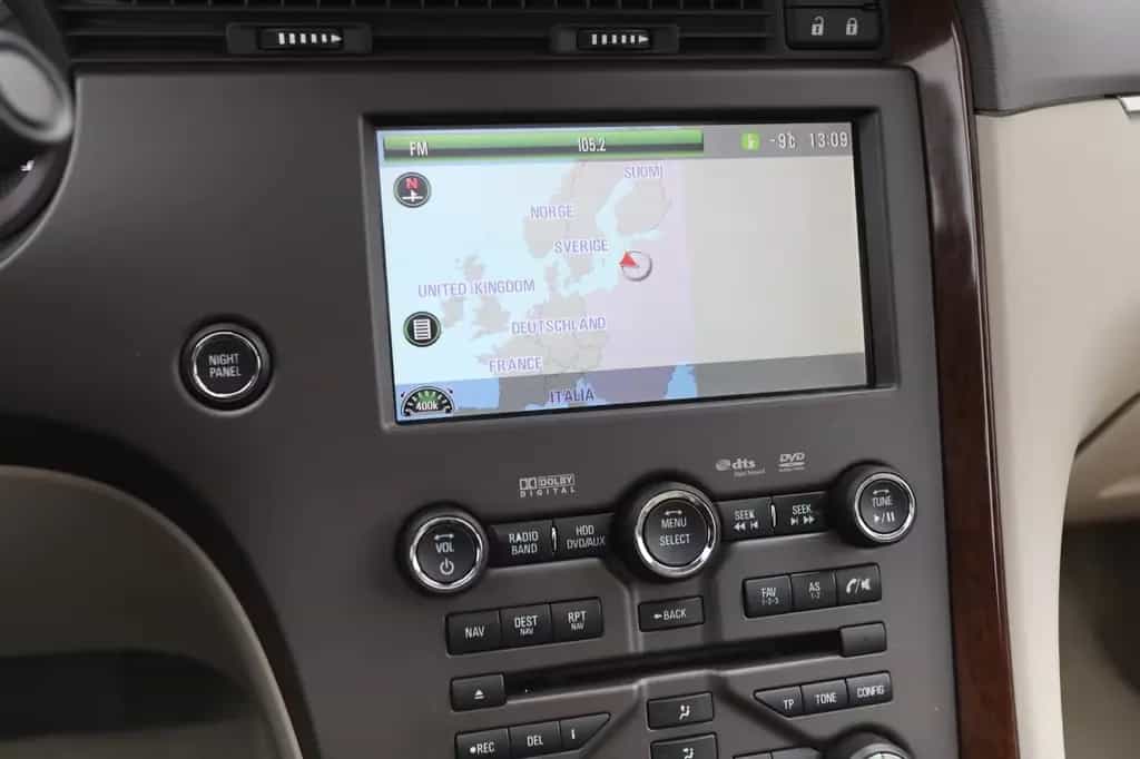 Saab 9-5 Vector 01/2011-photo-11