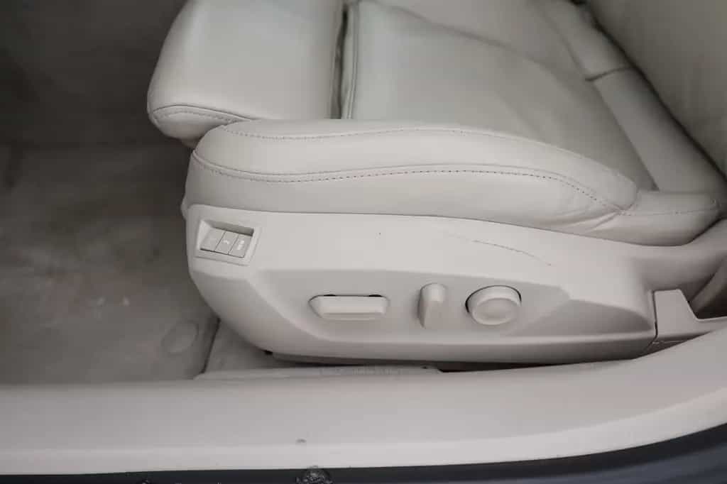 Saab 9-5 Vector 01/2011-photo-14