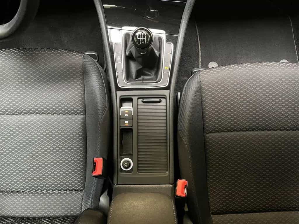 Volkswagen Golf VARIANT UNITED 1.0TSI KLIMA+CARPLAY+SITZHZ 07/2020-photo-17