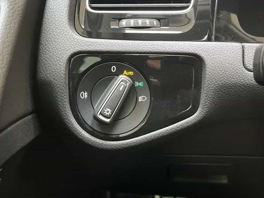 Volkswagen Golf VARIANT UNITED 1.0TSI KLIMA+CARPLAY+SITZHZ 07/2020-photo-20