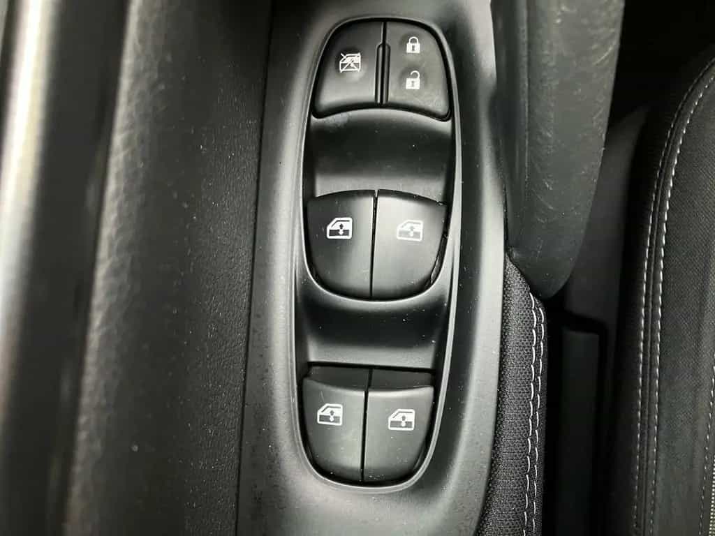 Nissan Qashqai 1.6TSI LED.NAV.PANO.AMBIENTE.KAM.LaneA.S 06/2018-photo-25