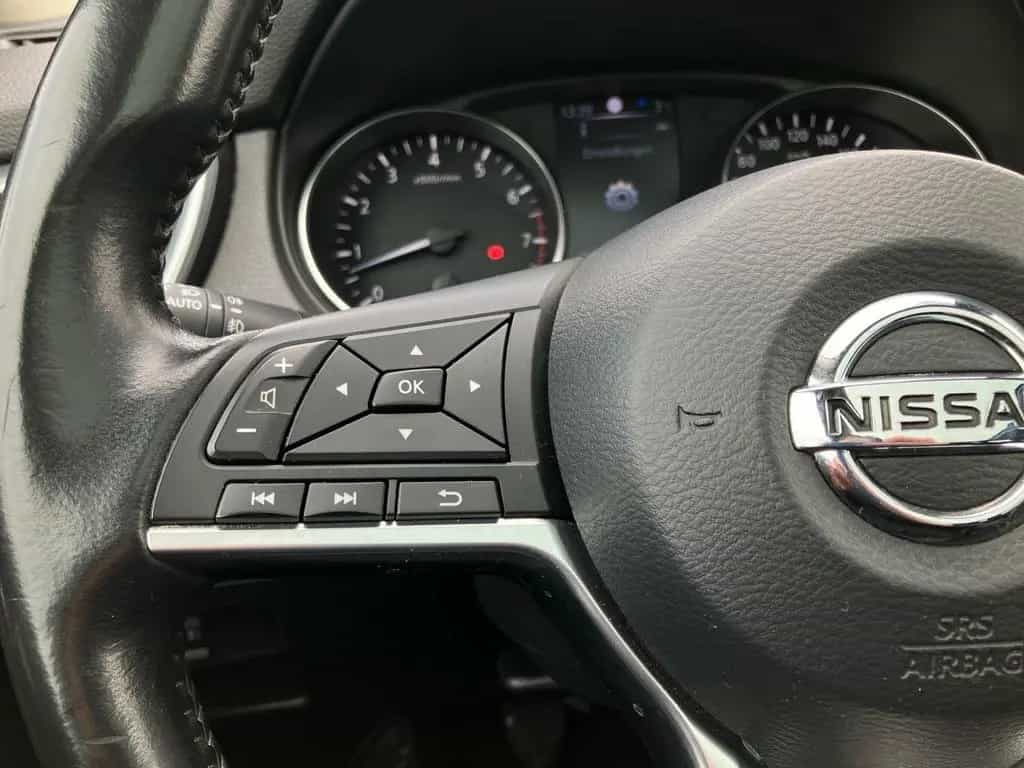Nissan Qashqai 1.6TSI LED.NAV.PANO.AMBIENTE.KAM.LaneA.S 06/2018-photo-26