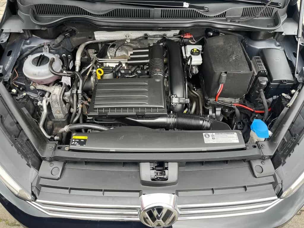 Volkswagen Golf Sportsvan VII Highline DSG Kamera AHK SHZ 05/2014-photo-27