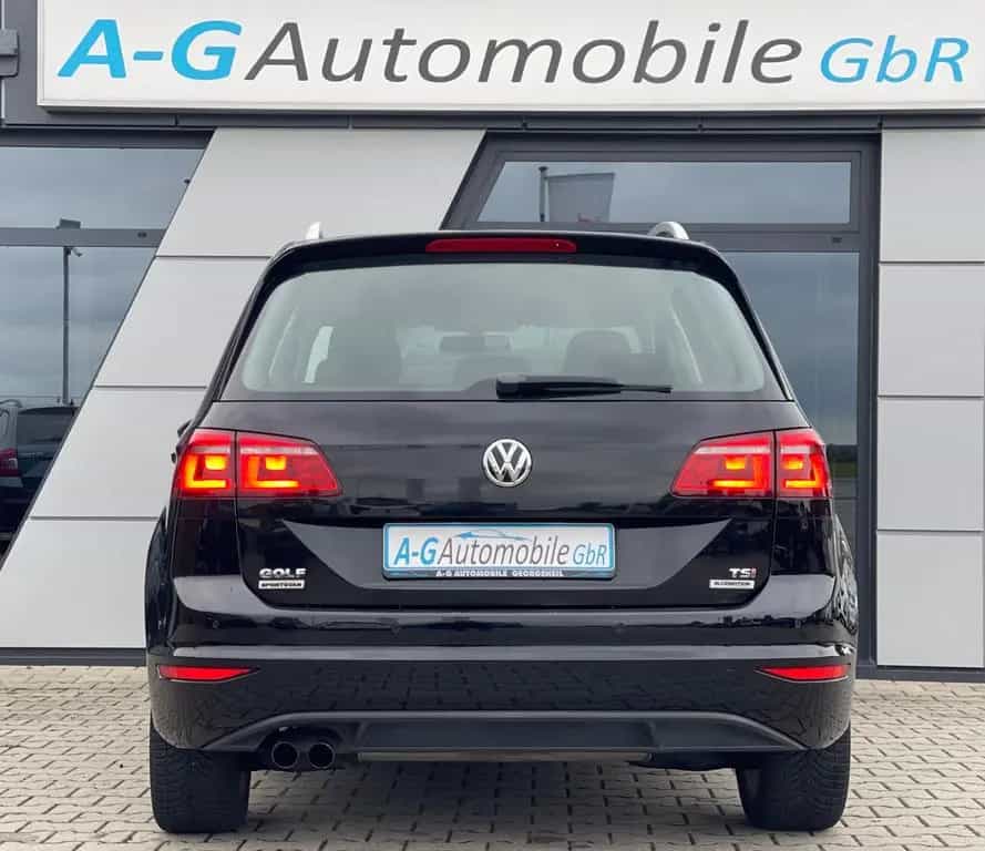 Volkswagen Golf Sportsvan VII Highline DSG Kamera AHK SHZ 05/2014-photo-4
