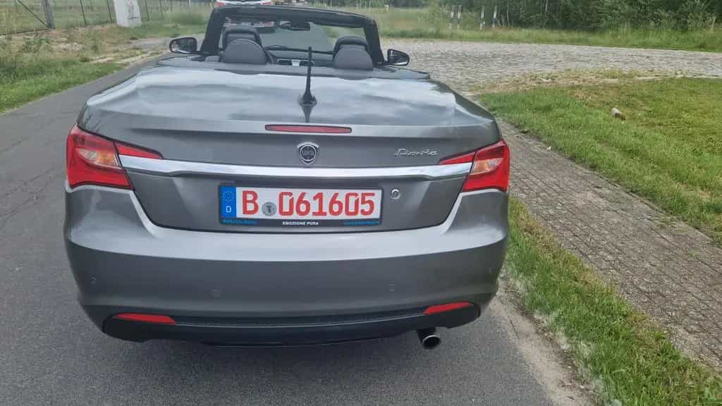 Lancia Flavia 2.4 Leder Boston AutoPlatinum nur 68 Tkm 06/2012-photo-4