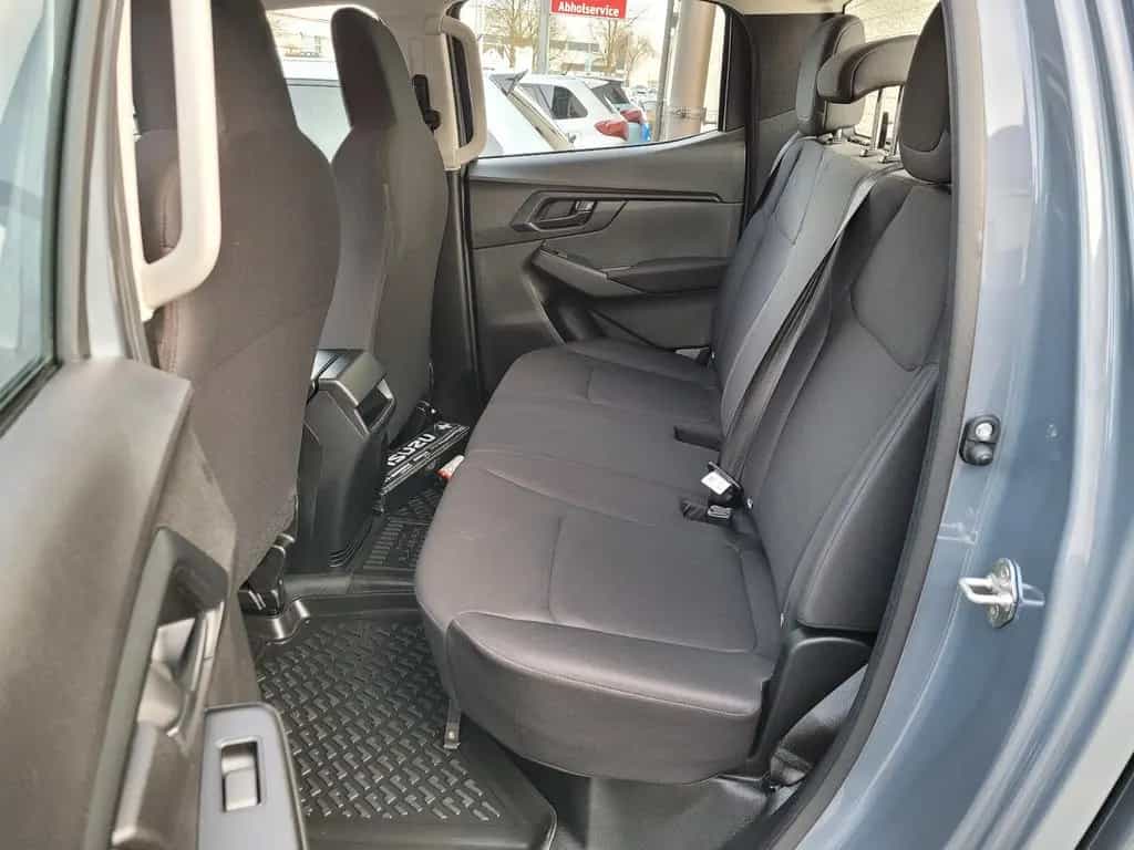 Isuzu D-Max Double Cab 4WD L*MountainTop* 06/2024-photo-6