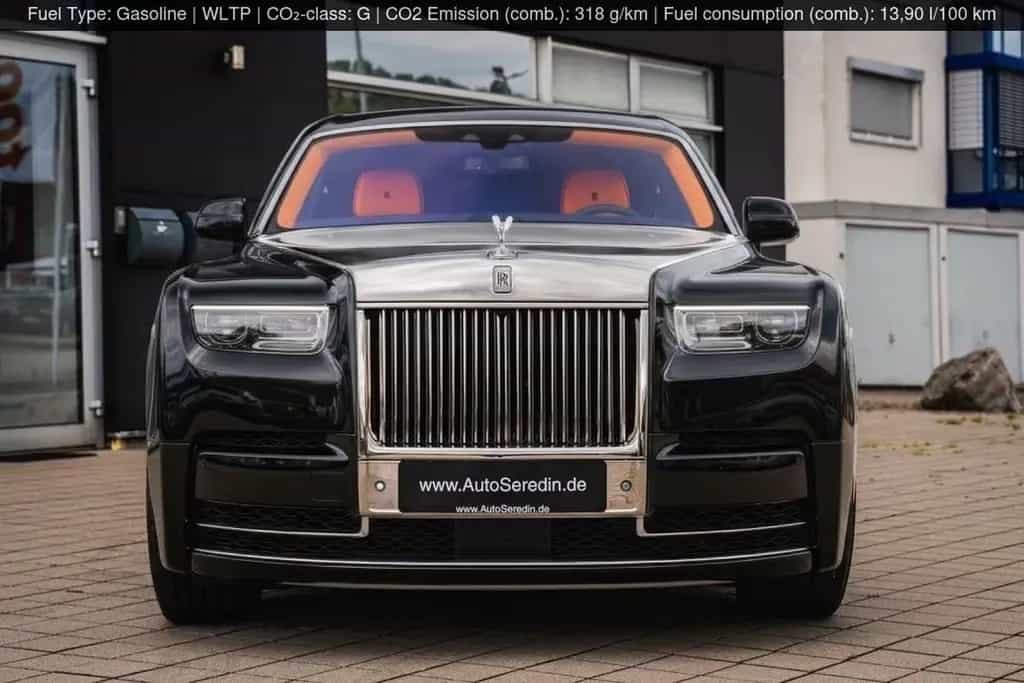 Rolls-Royce Phantom EWB+4-SEATS+BESPOKE+SHOOTING STAR+FOOT R null-photo-5