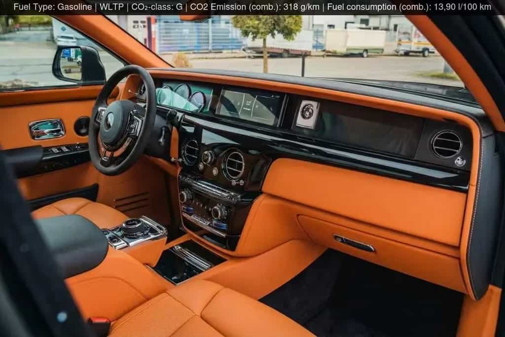 Rolls-Royce Phantom EWB+4-SEATS+BESPOKE+SHOOTING STAR+FOOT R null-photo-7