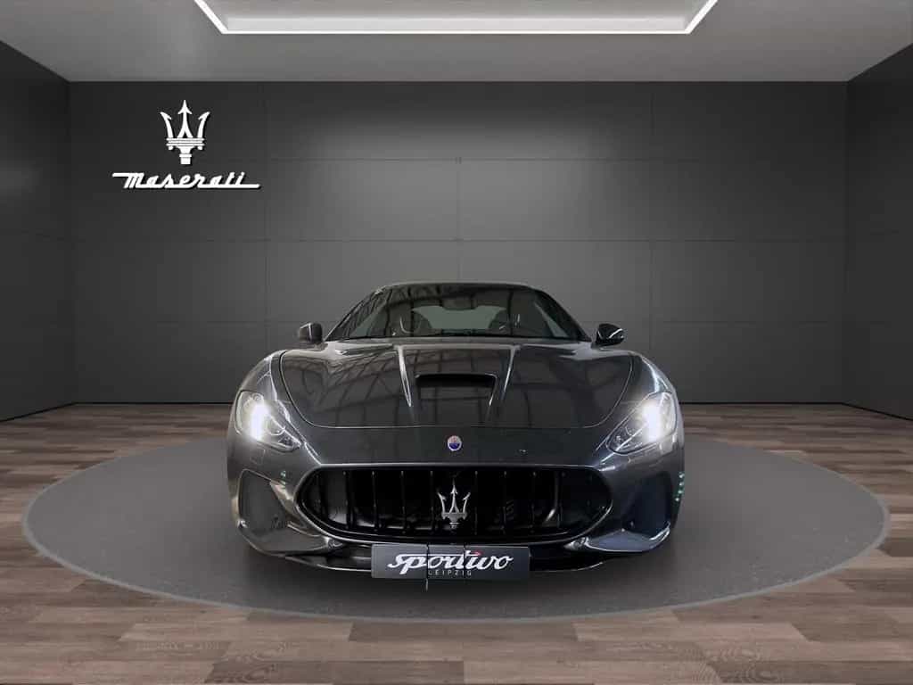 Maserati Granturismo MC 08/2020-photo-2