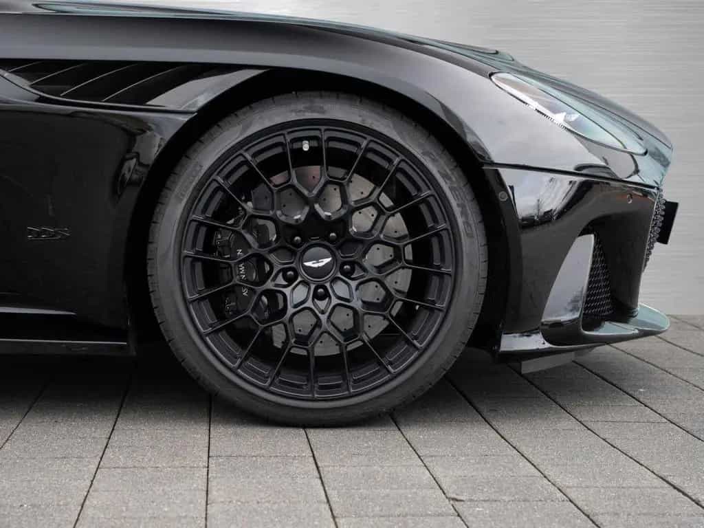 Aston Martin DBS 770 Ultimate 02/2024-photo-3