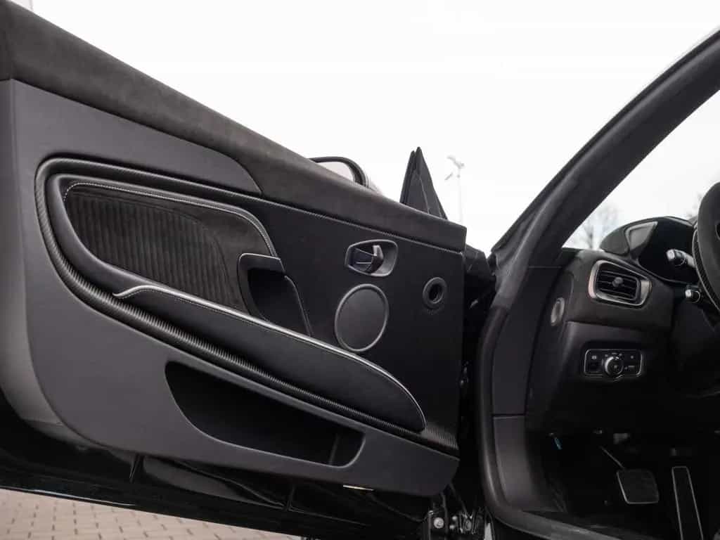 Aston Martin DBS 770 Ultimate 02/2024-photo-30