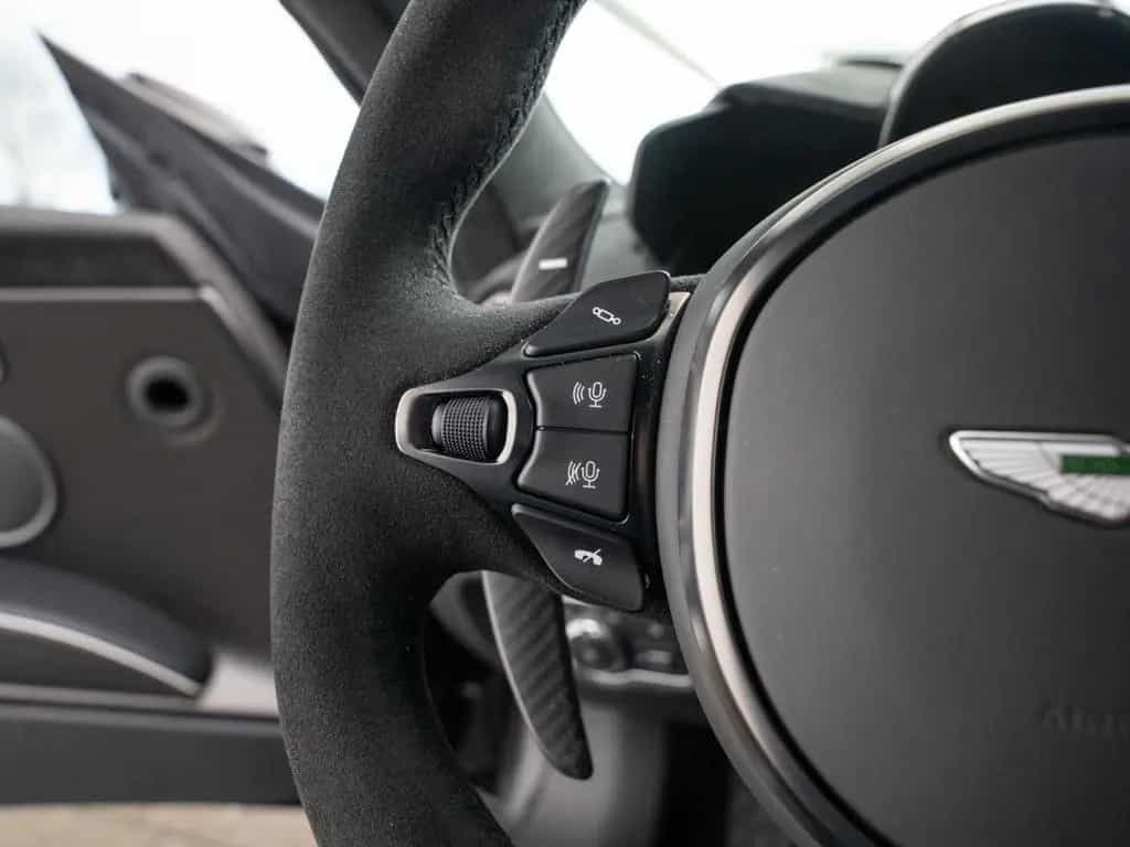 Aston Martin DBS 770 Ultimate 02/2024-photo-33